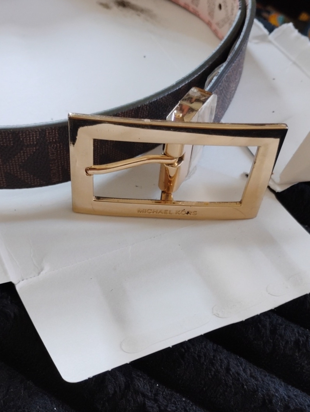 MICHAEL KORS WOMEN'S SIGNATURE BROWN MONOGRAM LOGO BELT FEATURES GOLD LOGO GOOD